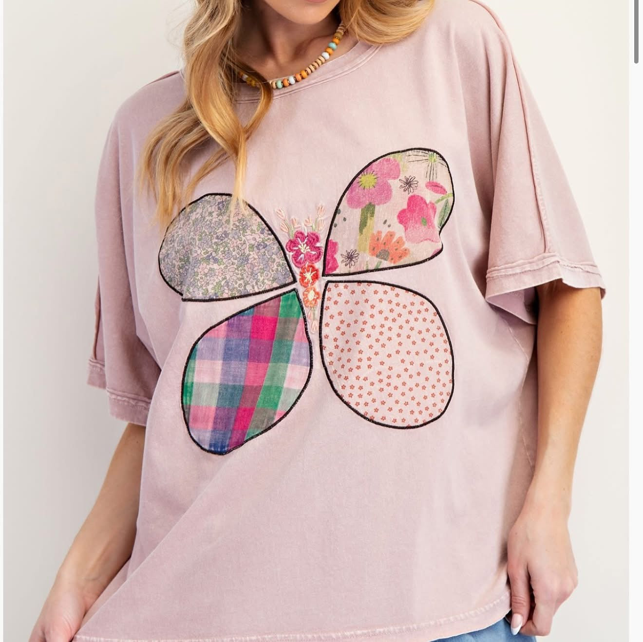 Easel mauve patchwork butterfly mineral wash tee