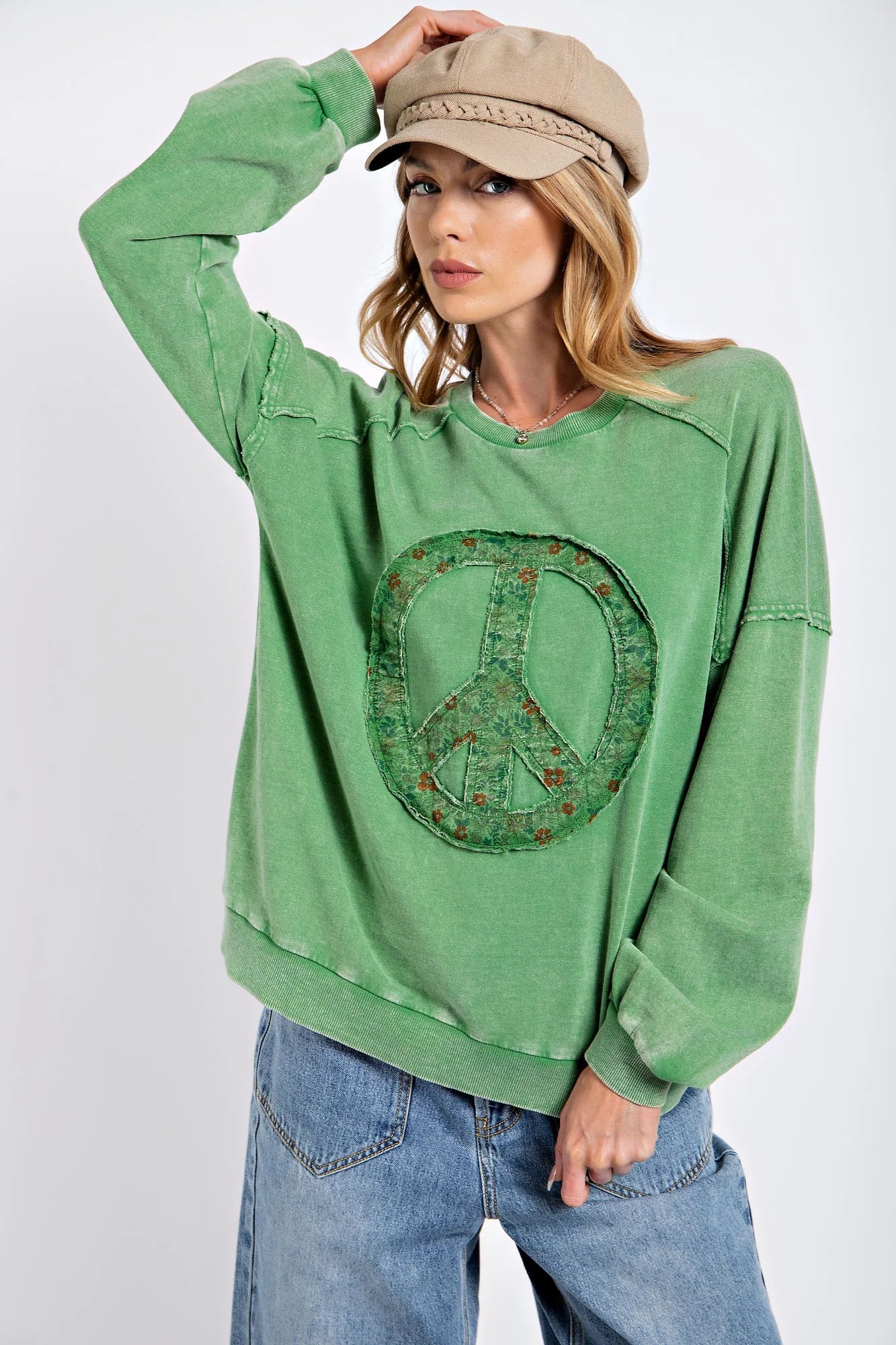 Vintage peace sweatshirts easel
