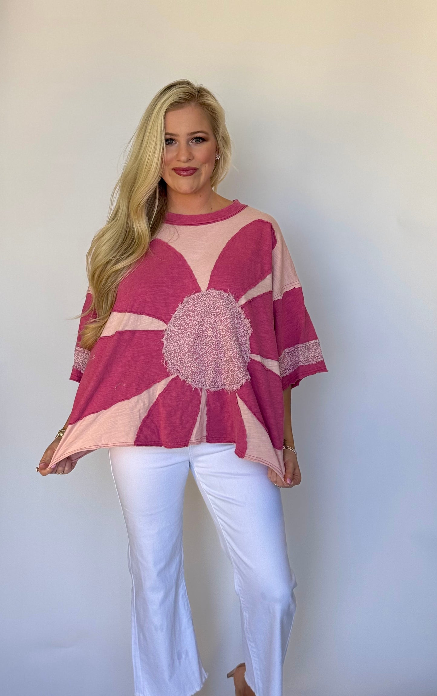 Oli and Hali washed daisy patch top