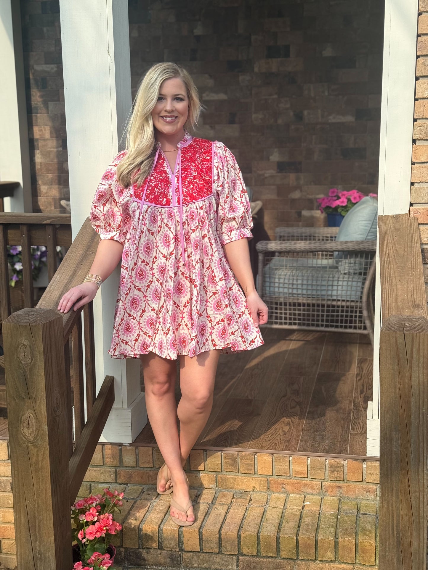 Entro embroidered detailed dress
