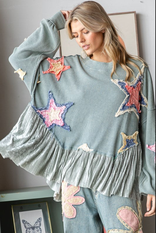 Oli and Hali patchwork star pullover top