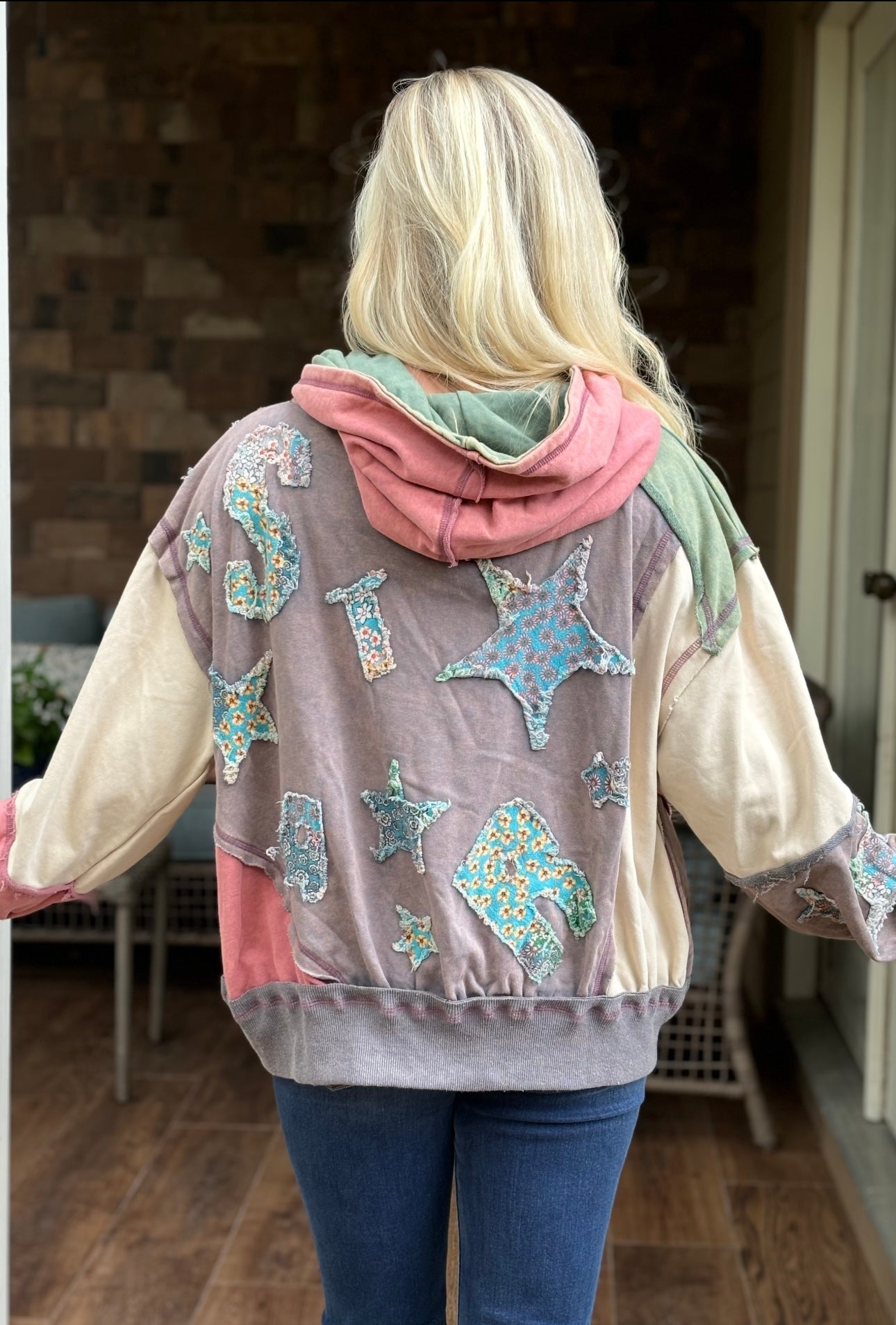 Oli and Hali STAR patch hoodie