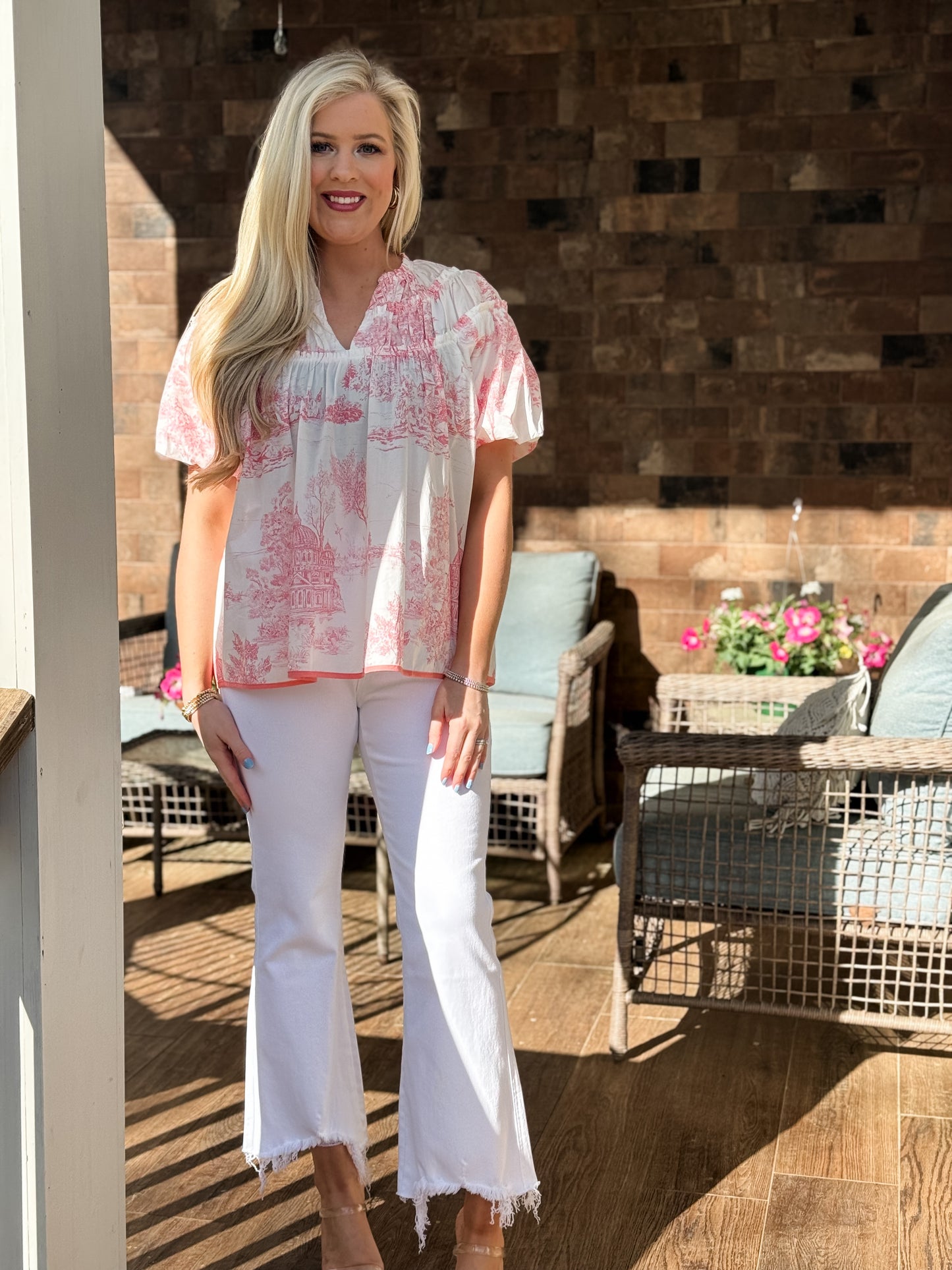Umgee toile puff sleeve tops