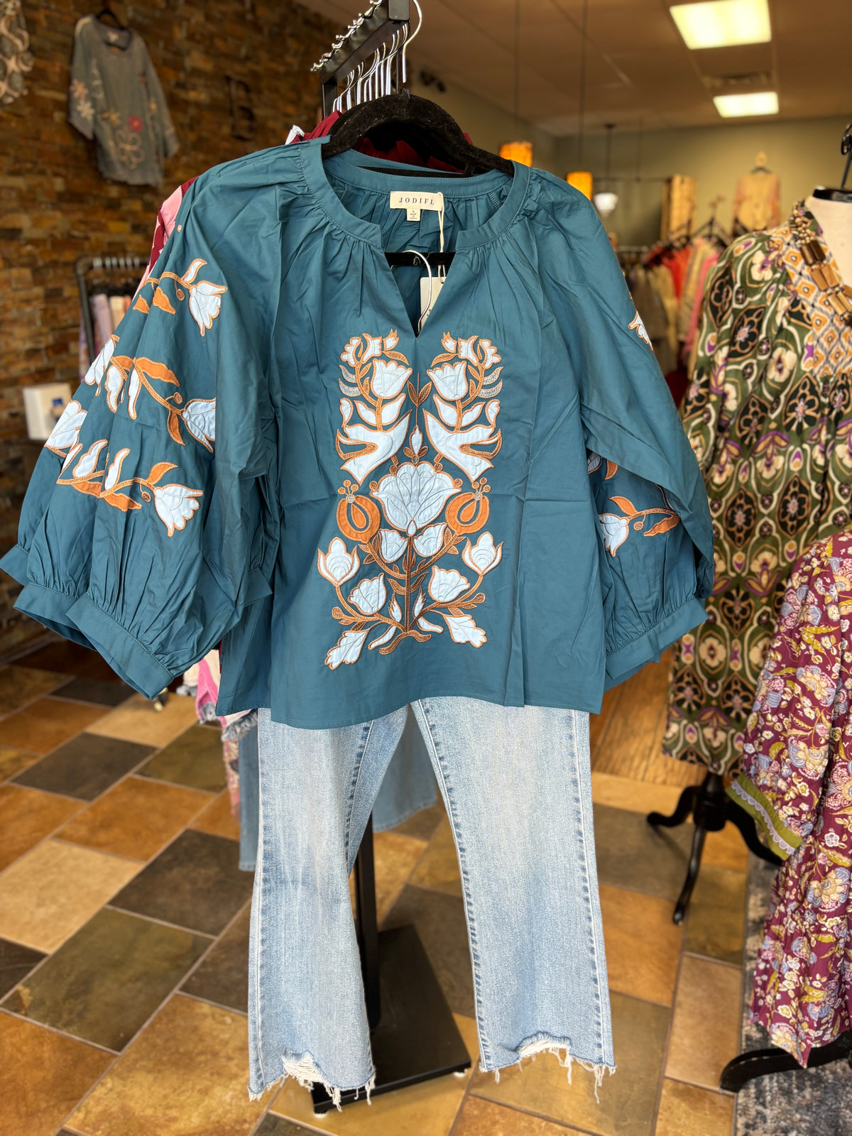 A touch of fall top jodifl