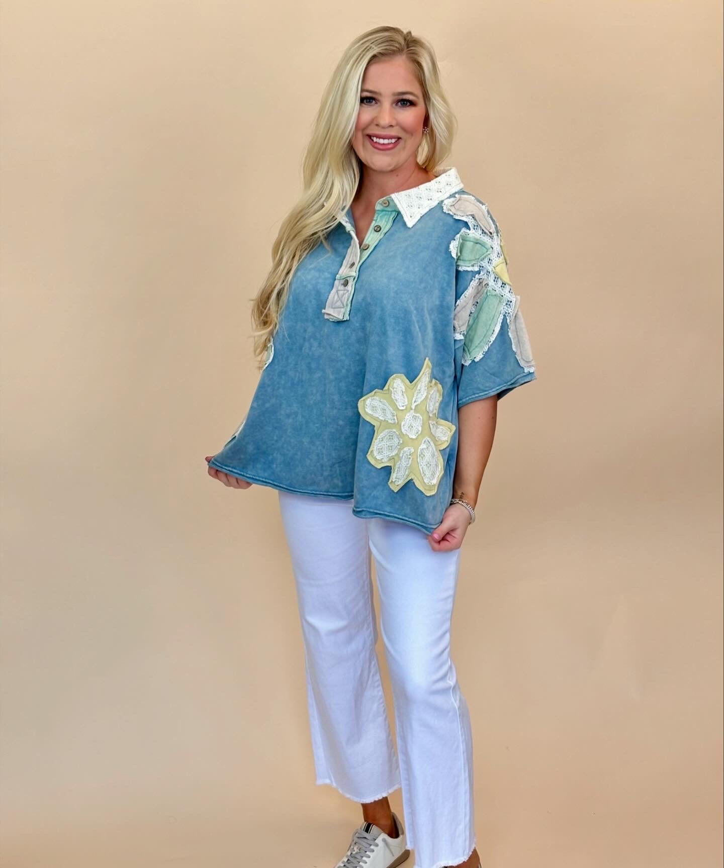 Oli and Hali daisy knit flower patchwork collared pullovers