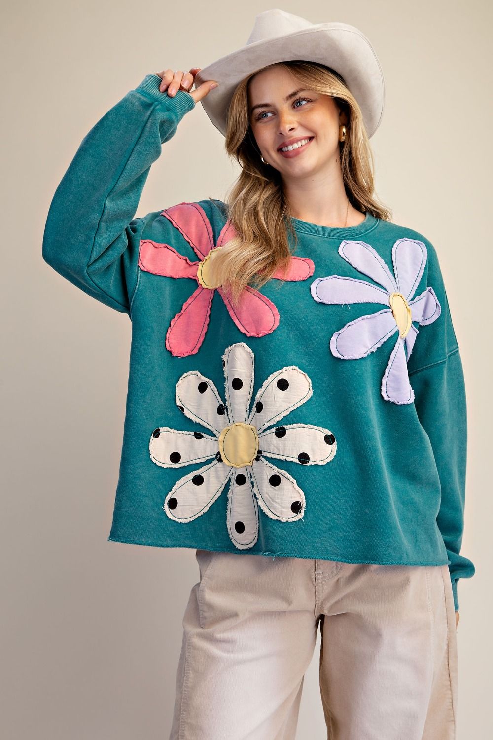 EASEL FLORAL PATCH FRONT WASHED TERRY PULLOVER TEAL