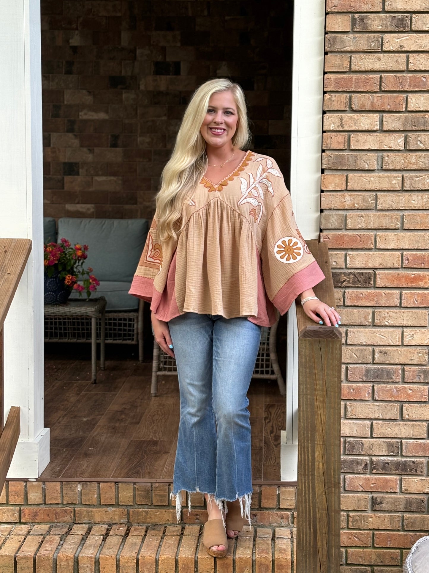 Easel Embroidered top