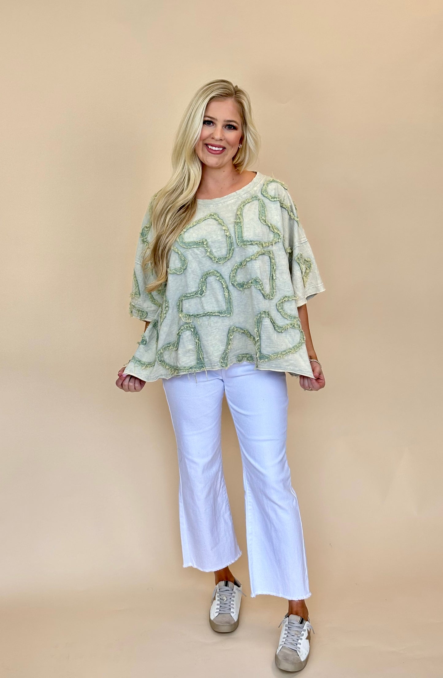 Oli and Hali all over heart patch top mint