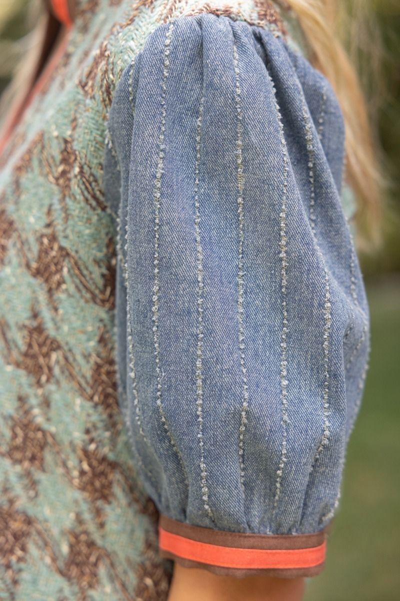 Denim houndstooth puff sleeve top