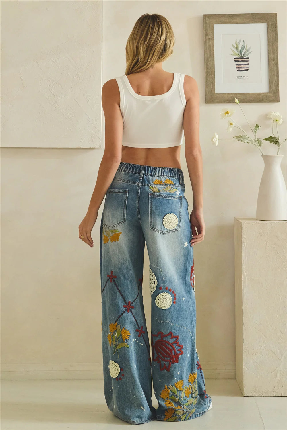 Oli and Hali WASHED EMBROIDERY WIDE LEG DENIM PANTS