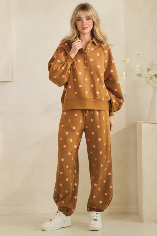 Veveret playful dot knit sweatsuits