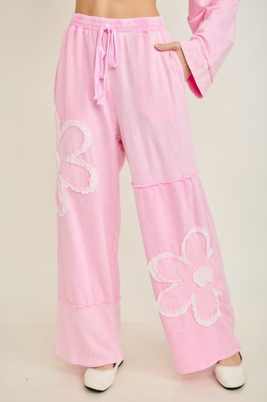 J her bubble gum patch knit drawstring pants