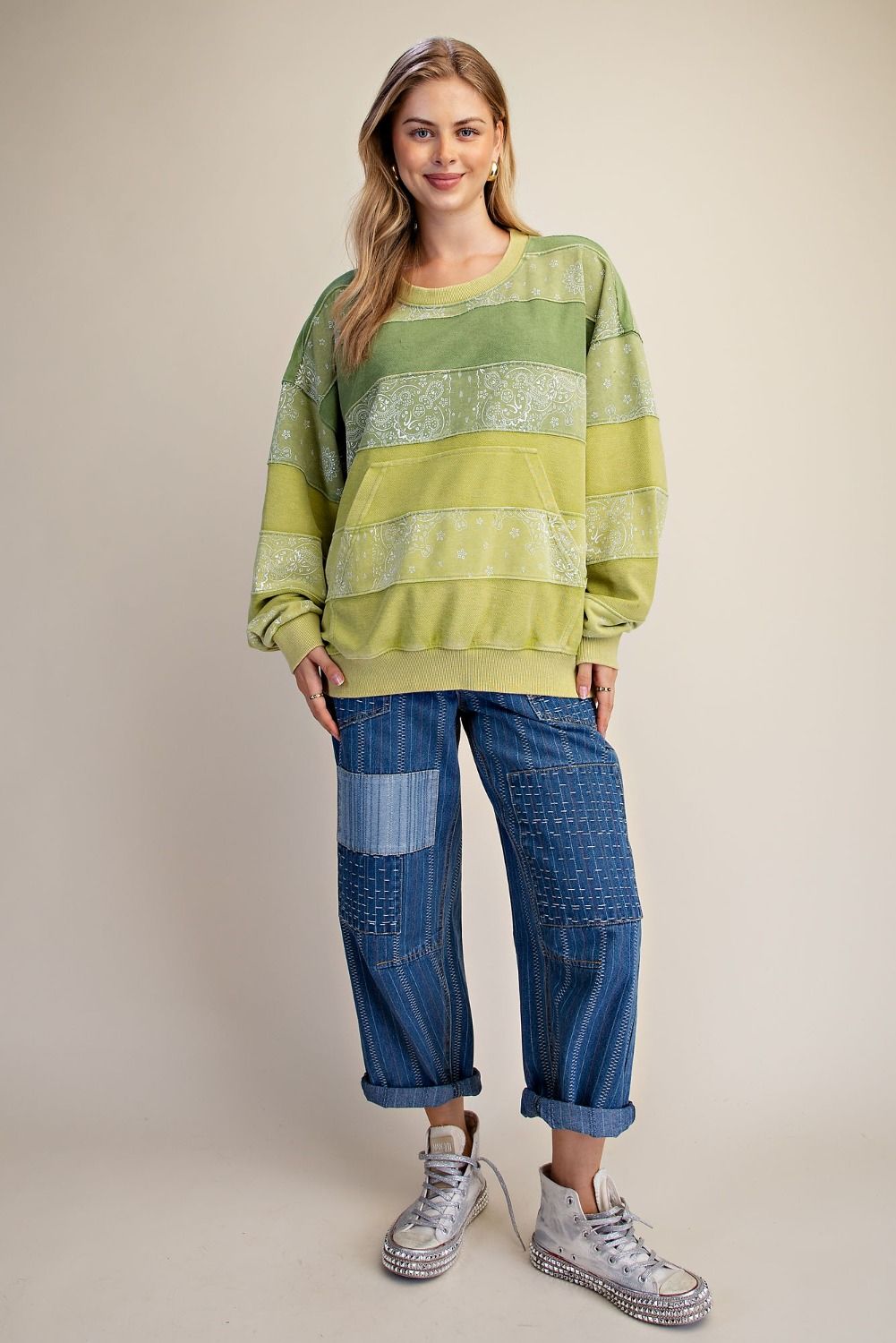 Easel BANDANA PRINT WASHED TERRY PULLOVER