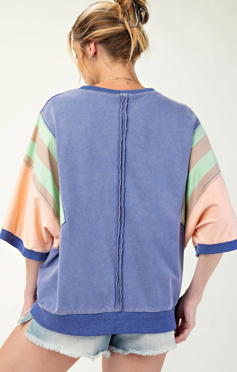 Easel knit color block top with flower patches