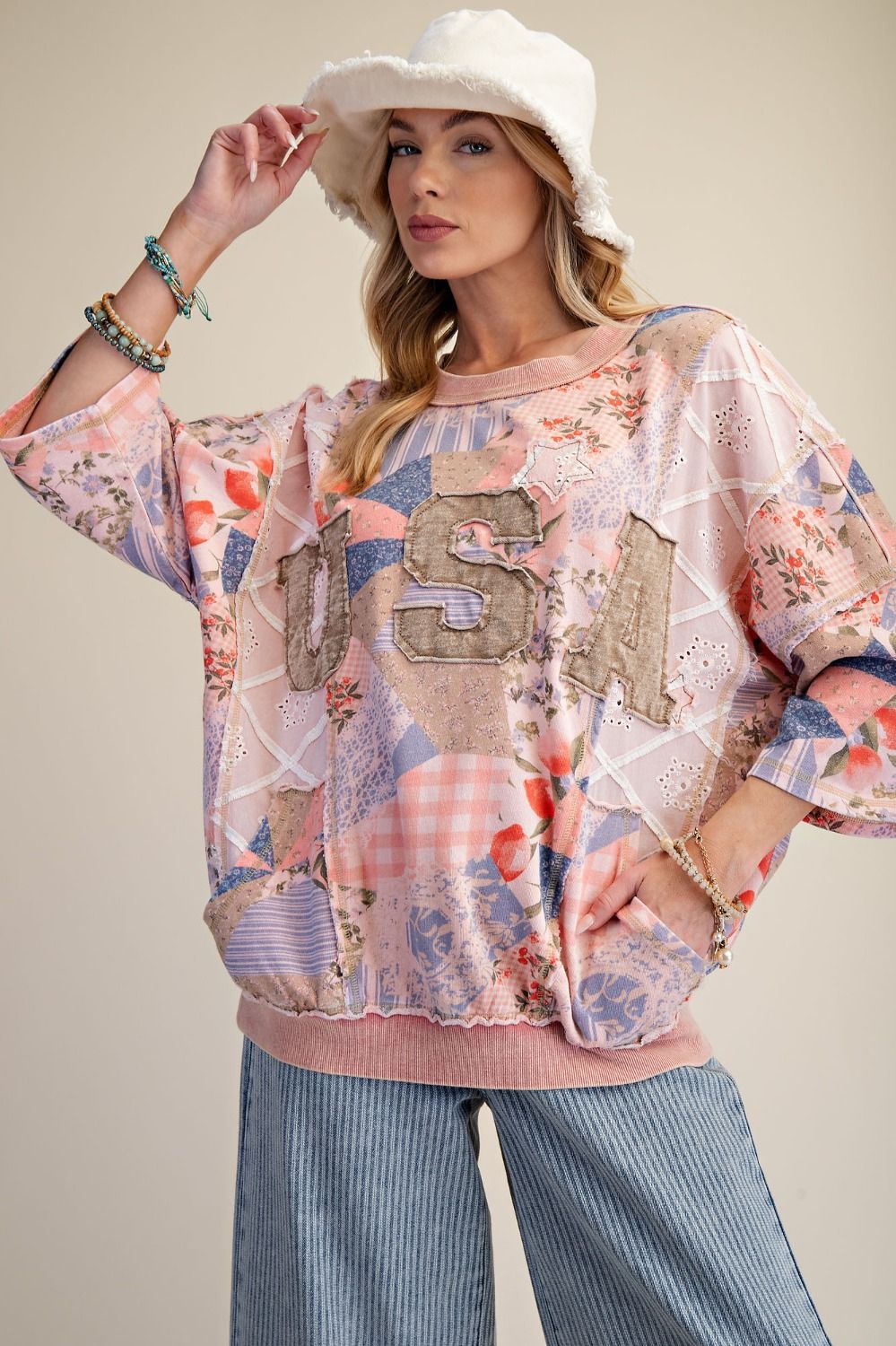 Easel USA PATCH FRONT PRINTED WASHED TERRY PULLOVER
