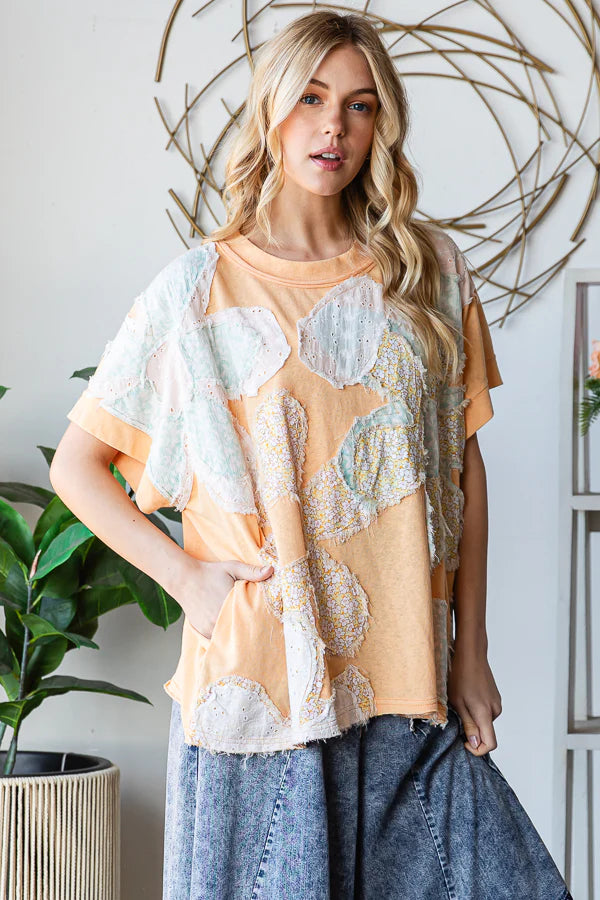 Oli and Hali mixed fabric daisy pullover top