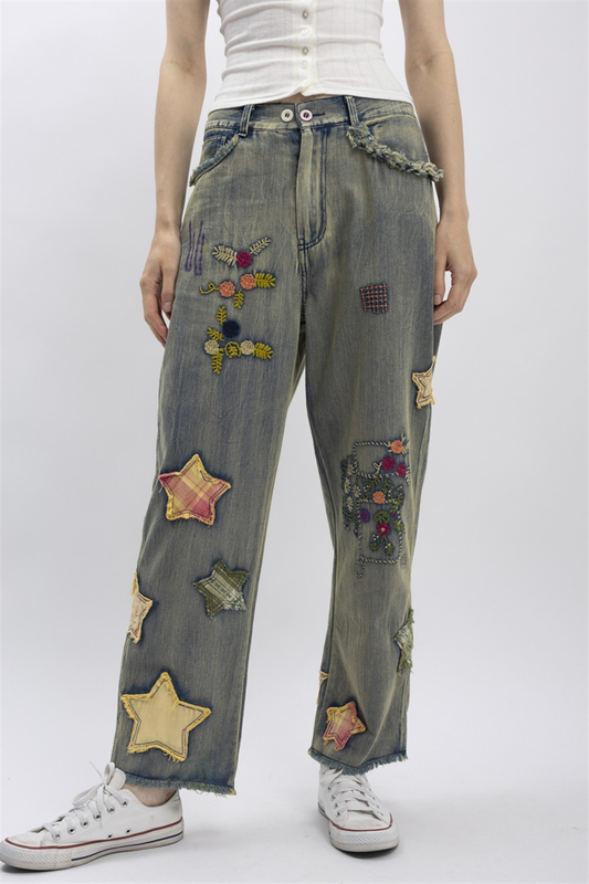Blue velvet star patch jeans