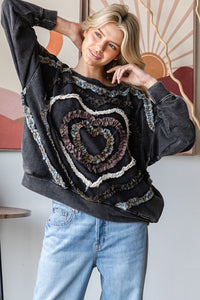 Oli and hali washed heart pullover