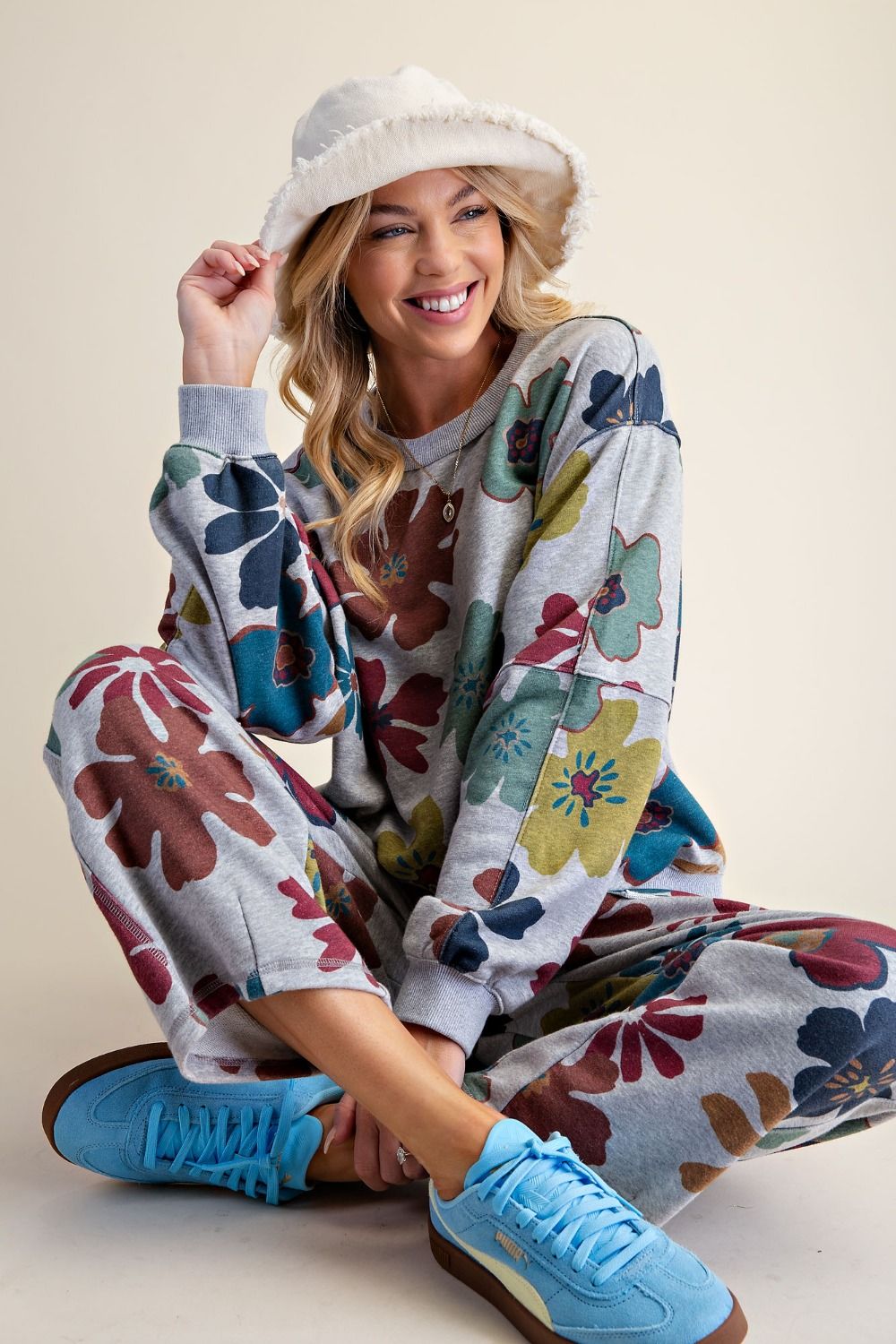 Easel heather grey floral set