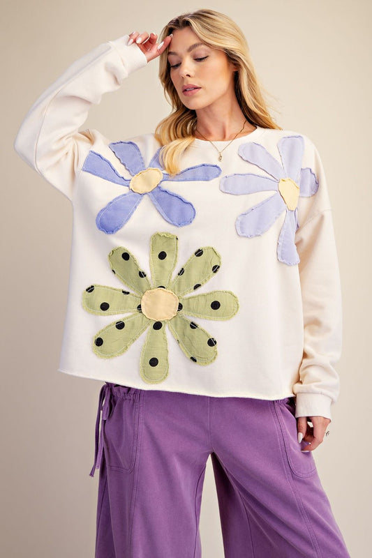 EASEL FLORAL PATCH FRONT WASHED TERRY PULLOVER