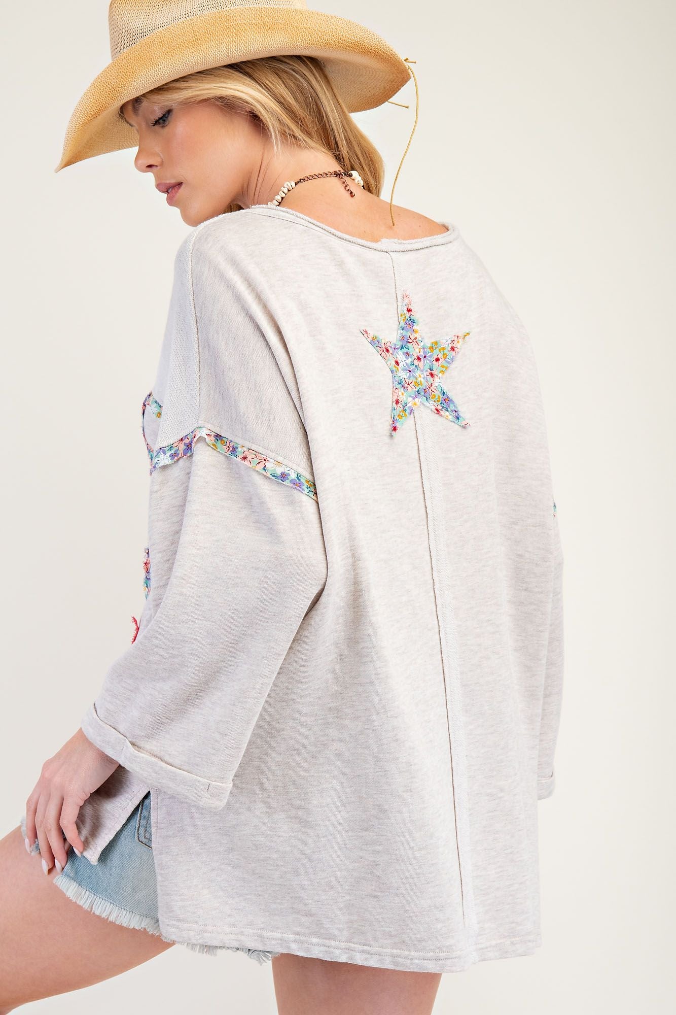 Easel patchwork peace +star top