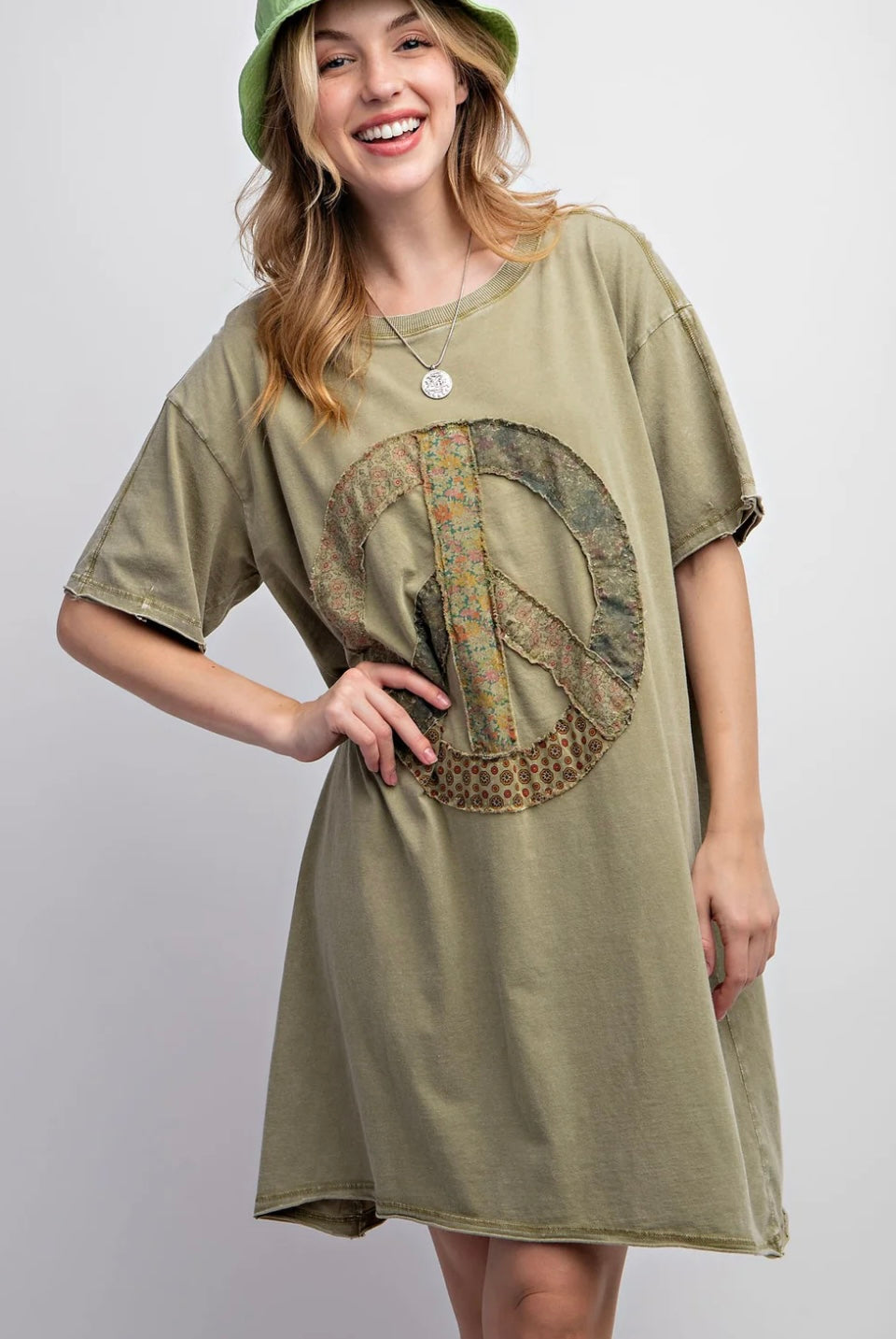 Easel peace patch cotton dress