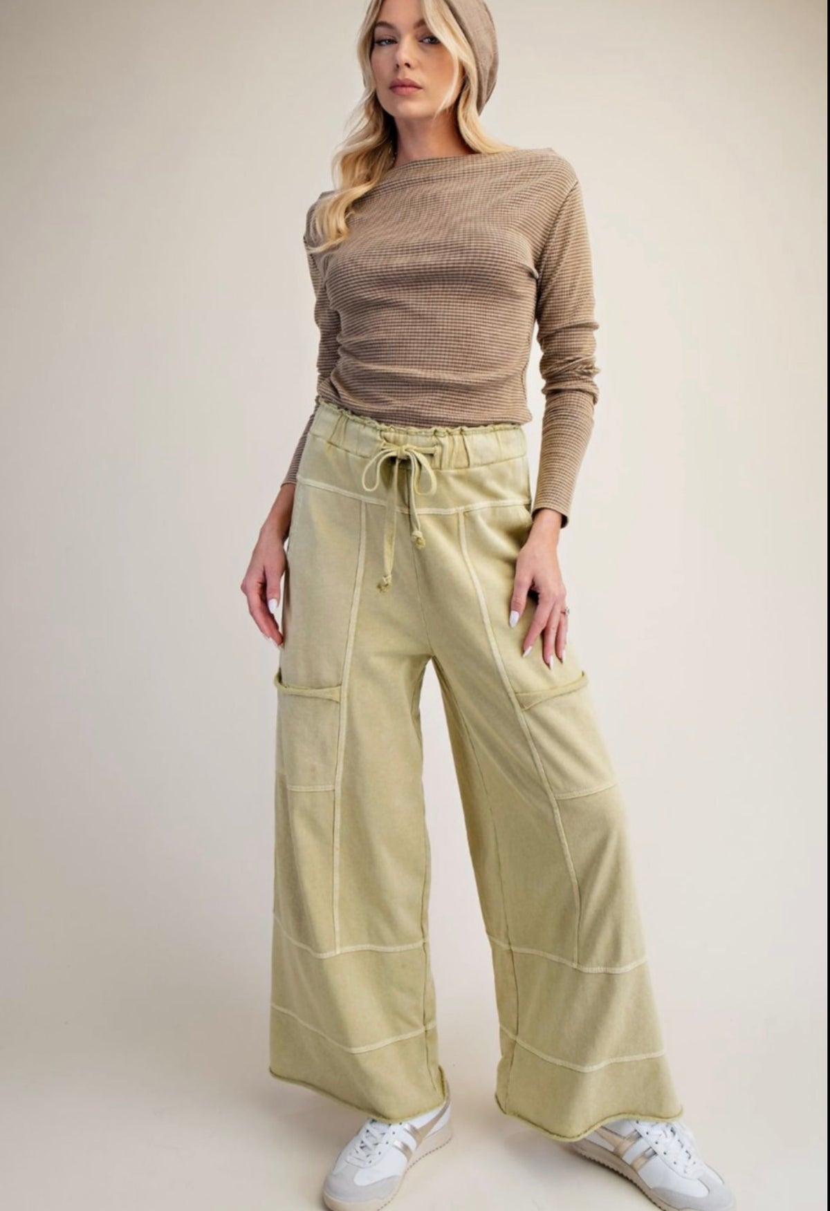 Easel wide leg mineral wash pants