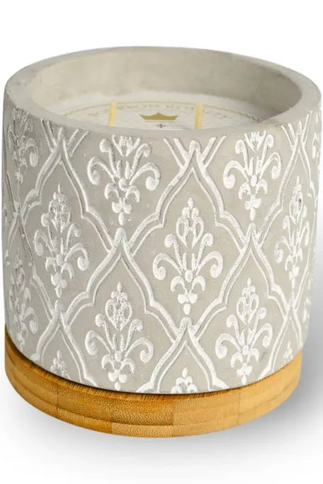 Queen of bourbon damask candle