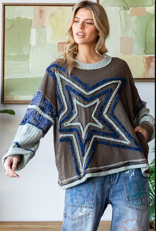 Oli and Hali star pullover