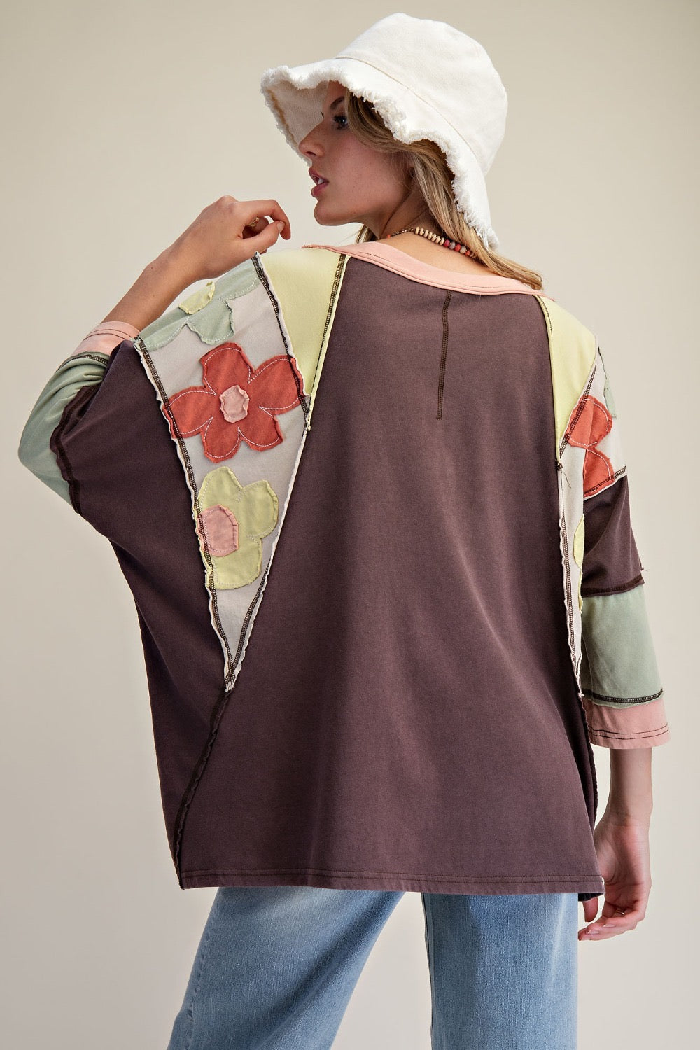 Easel flower patch detailed top mocha