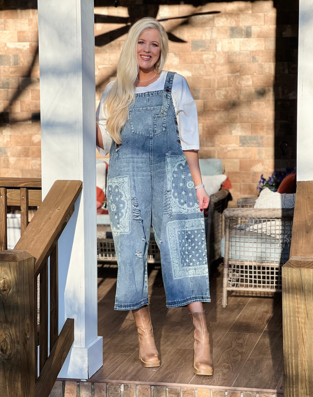 Easel slouchy washed denim overalls