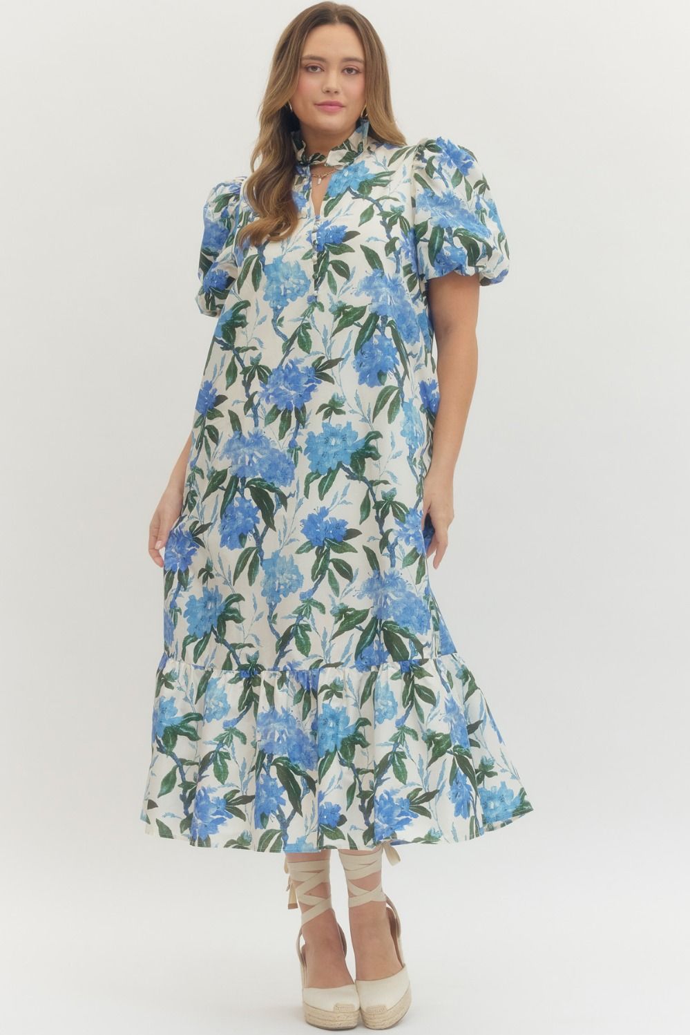 Entro blue and white floral midi