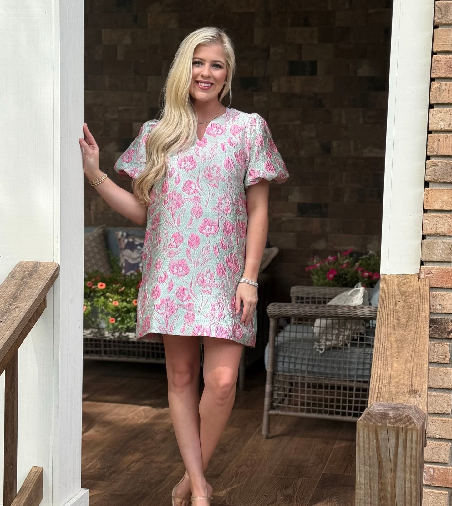 Entro detailed dress